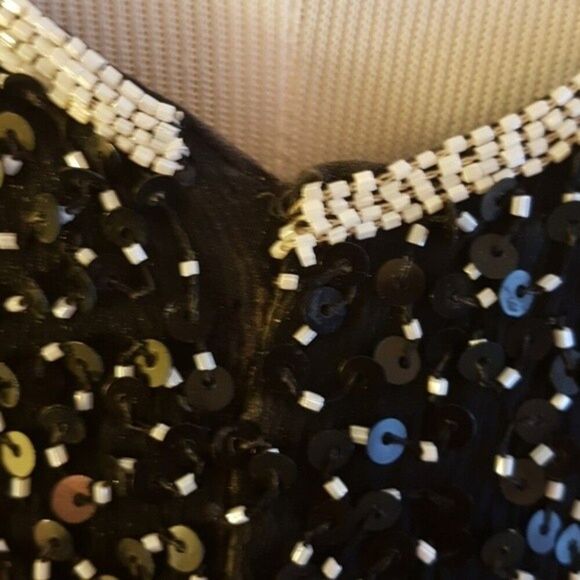 Stenay Silk Black & White Beaded & Sequins Sleeveless Swing Style Cocktail Dress - Picture 10 of 10